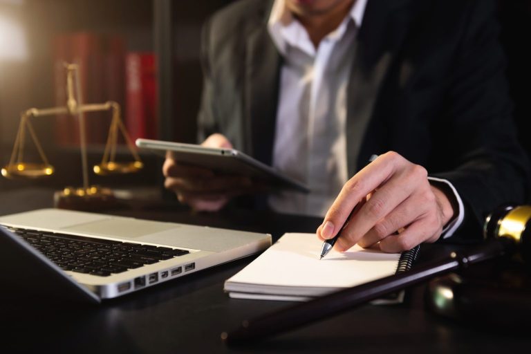 Ratio Decidendi and Obiter Dicta: Decoding the Language of Judicial Decisions